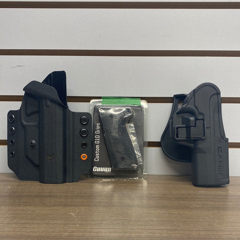 Pistol Holsters and Grips #05014810