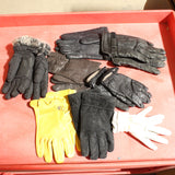 Coats & Gloves #06086432
