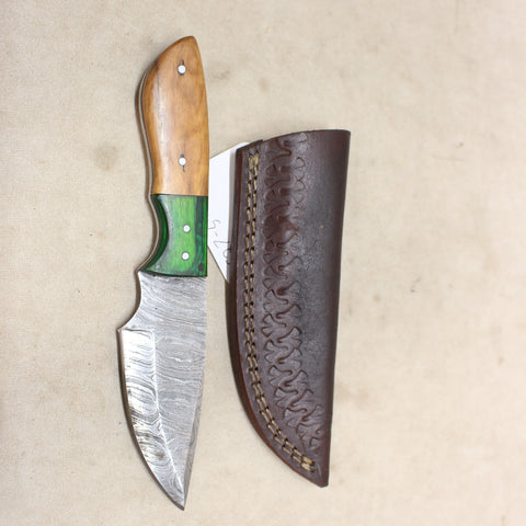 NEW 4" Damascus Skinner Knife w/ Sheath #06275802