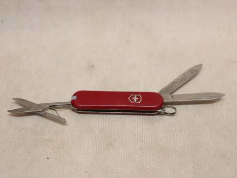 Classic Swiss Army Knife #05225815