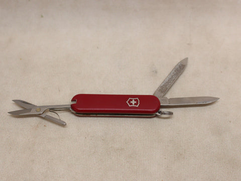 Classic Swiss Army Knife #05225816